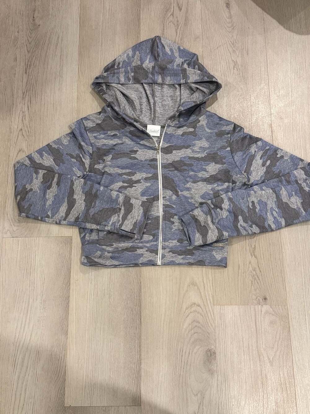 Bombshell Sportswear Zip Up Hoodie Size M Blue Gray Camo Crop